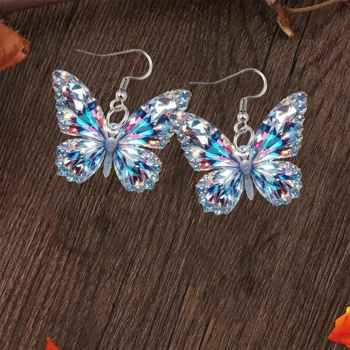 Emily & Isabella Brooks | Statement Earrings in Sparkling Finish