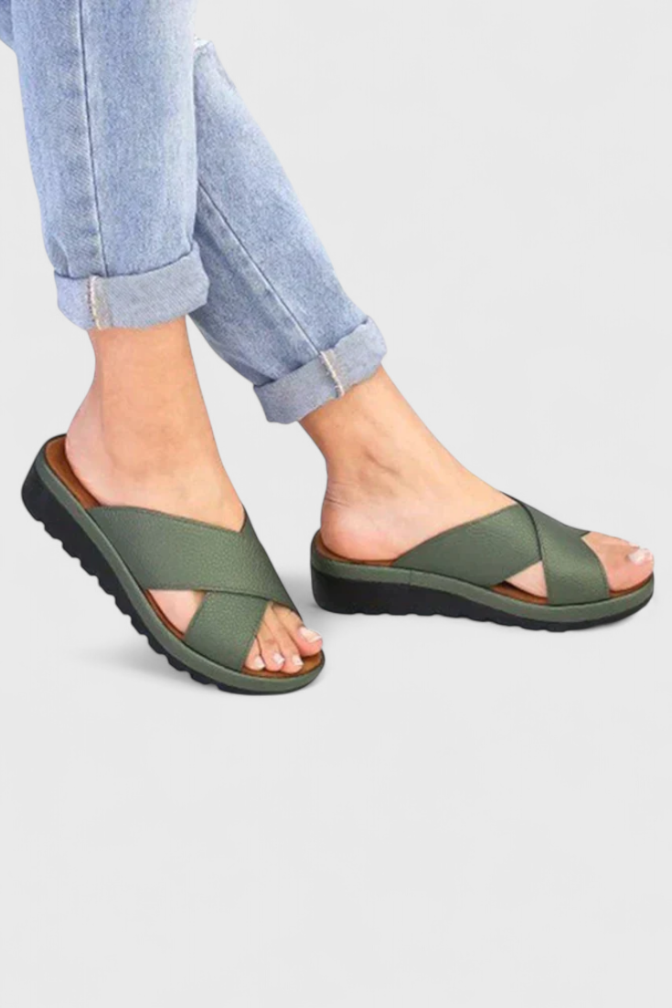 Emily & Isabella Brooks | Orthopedic Wedge Sandals for Outdoors