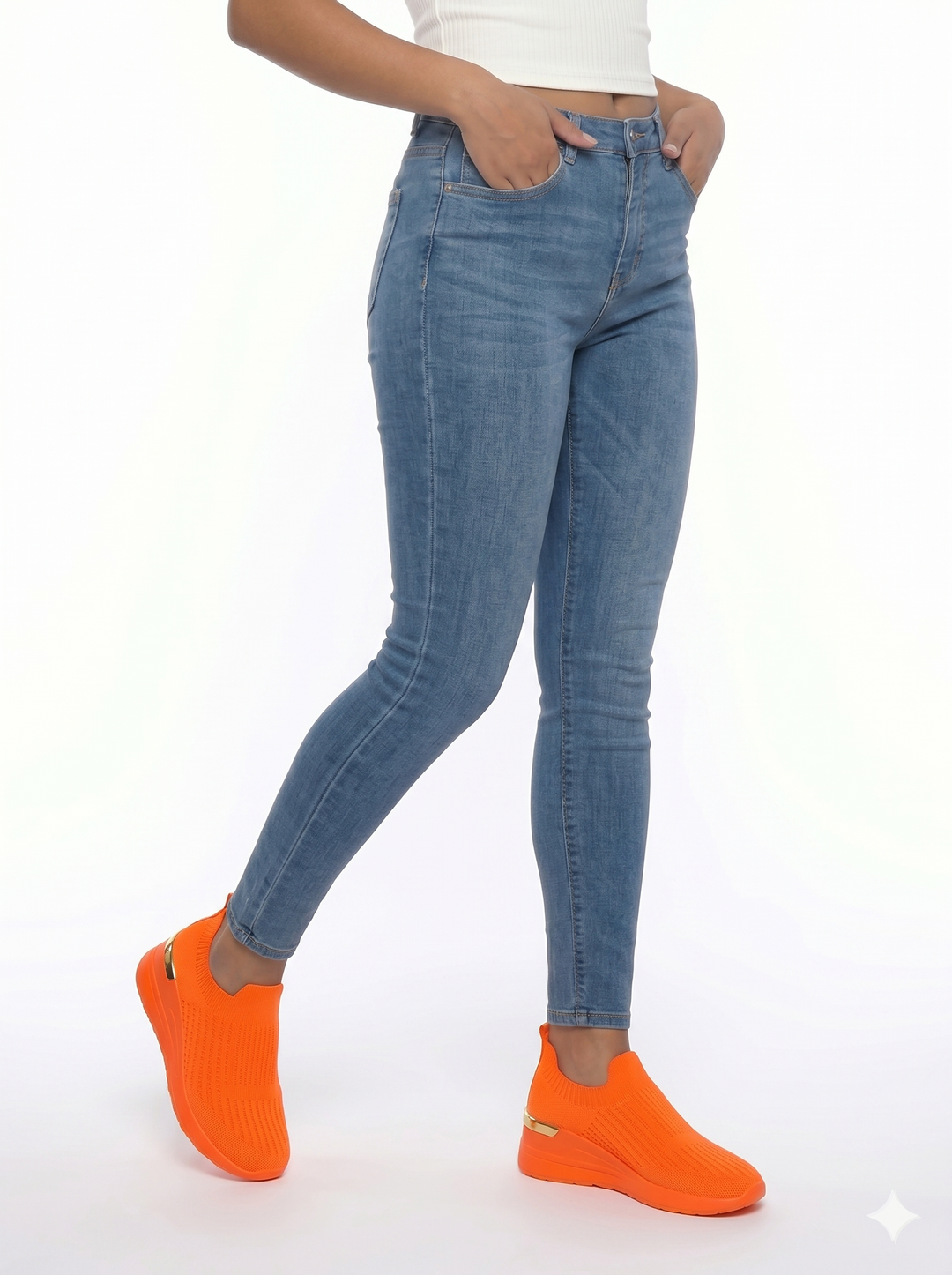 Emily & Isabella Brooks | Casual Sneakers