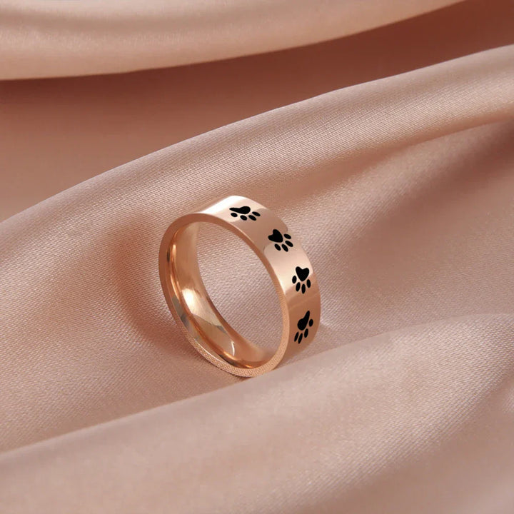 Emily & Isabella Brooks | Handcrafted Ring in Stainless Steel with Paw Print Design