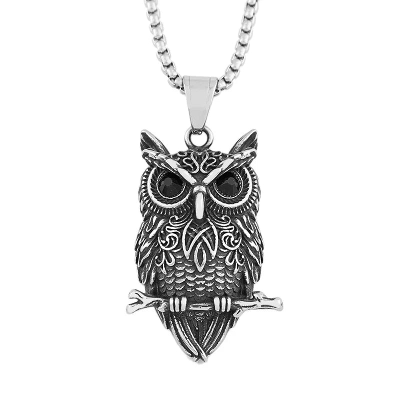 Emily & Isabella Brooks | Pendant Necklace in Vintage Owl Design