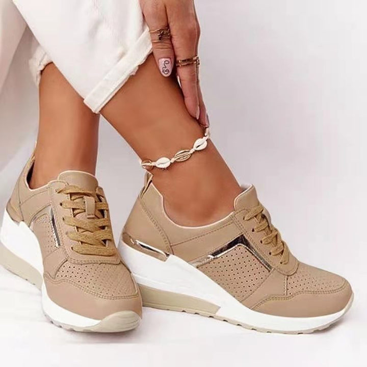 Emily & Isabella Brooks | Women's Comfort Shoes