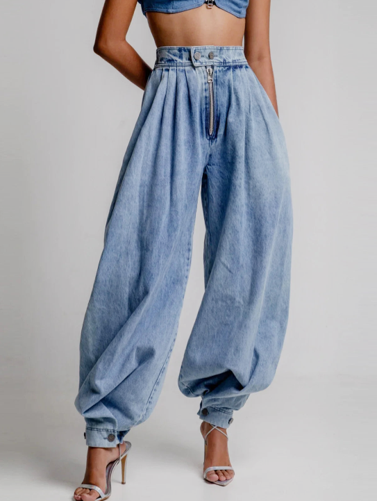 Emily & Isabella Brooks | High Waist Balloon Jeans