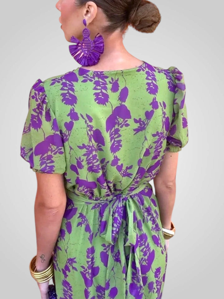 Emily & Isabella Brooks | V-Neck Floral Midi Dress