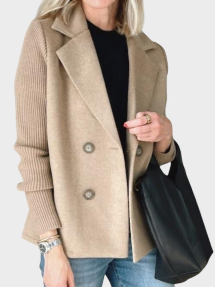 Emily & Isabella Brooks | Elegant jacket with knitted sleeves