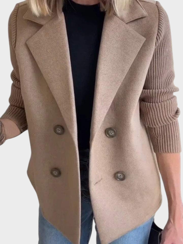 Emily & Isabella Brooks | Elegant jacket with knitted sleeves
