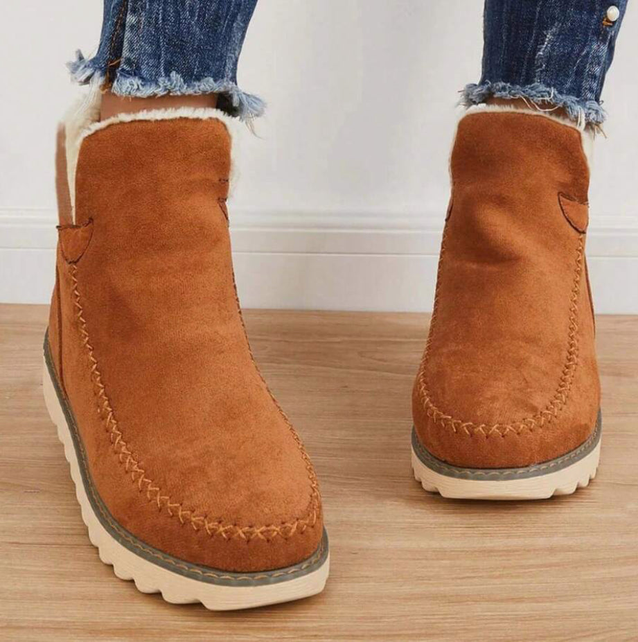 Emily & Isabella Brooks | Comfy Boots
