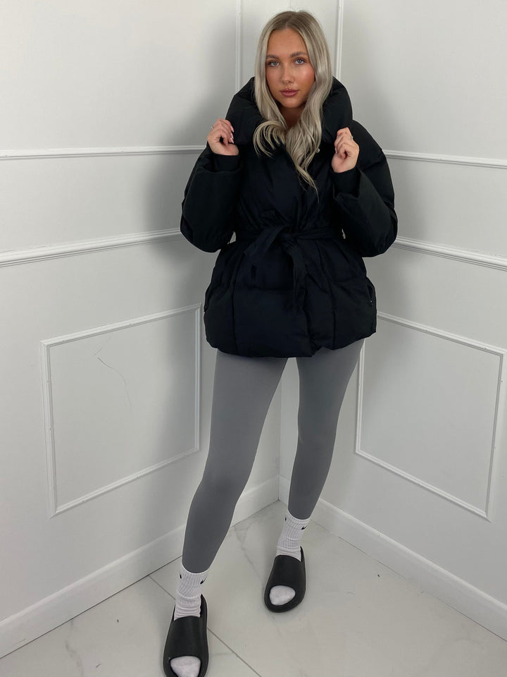 Emily & Isabella Brooks | Short jacket with belt and pockets