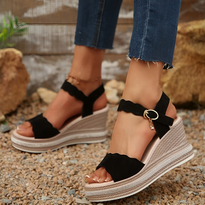 Emily & Isabella Brooks | Comfort Sandals