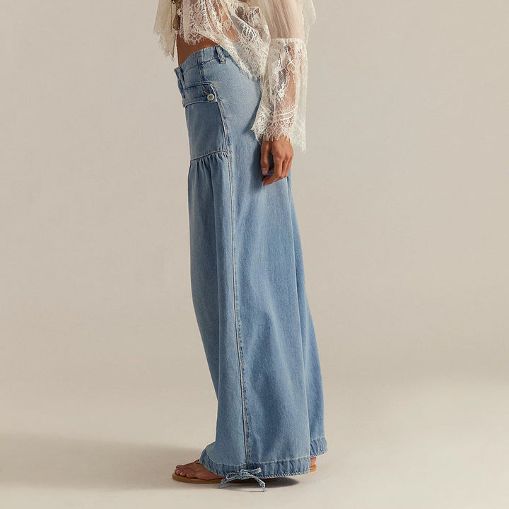 Emily & Isabella Brooks | Wide-leg jeans
