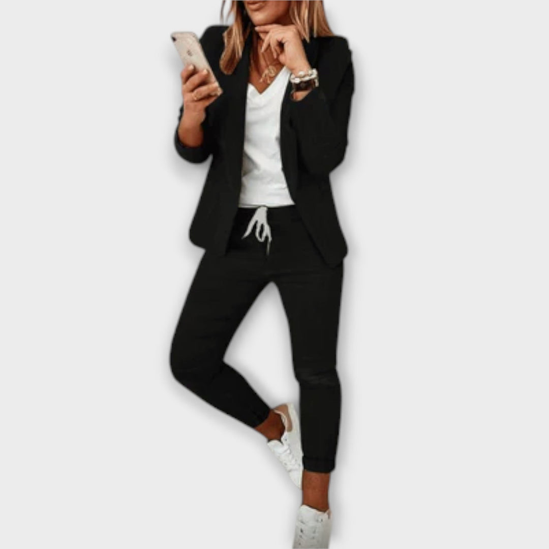 Emily & Isabella Brooks | Blazer Set, Elegant, Comfortable