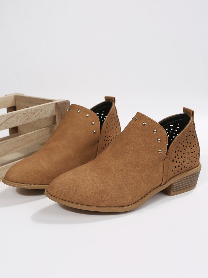 Emily & Isabella Brooks | Low Cut Perforated Ankle Boot