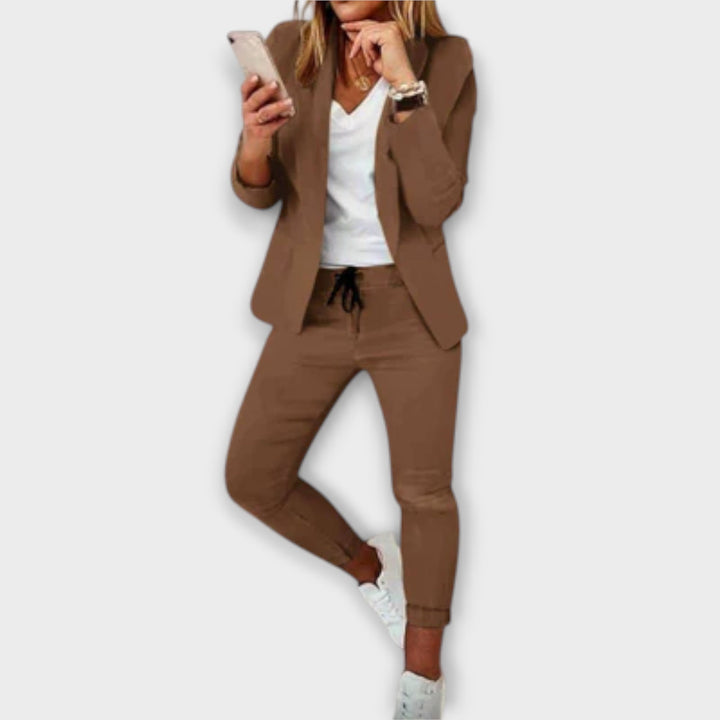 Emily & Isabella Brooks | Blazer Set, Elegant, Comfortable