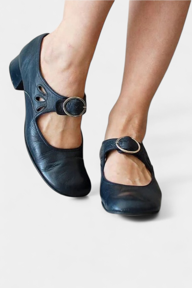 Emily & Isabella Brooks | Orthopedic Sandals