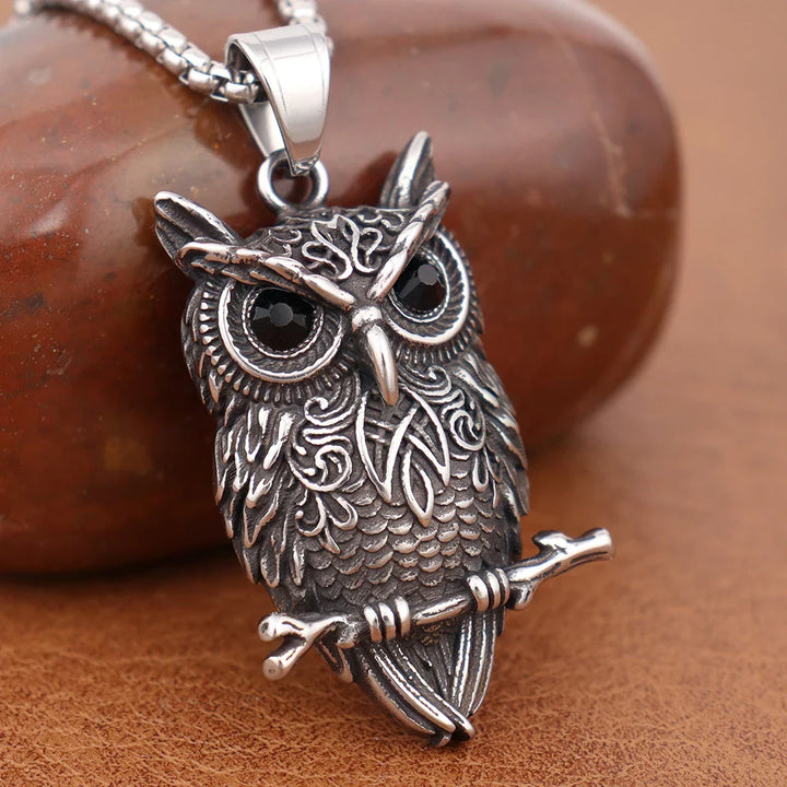 Emily & Isabella Brooks | Pendant Necklace in Vintage Owl Design
