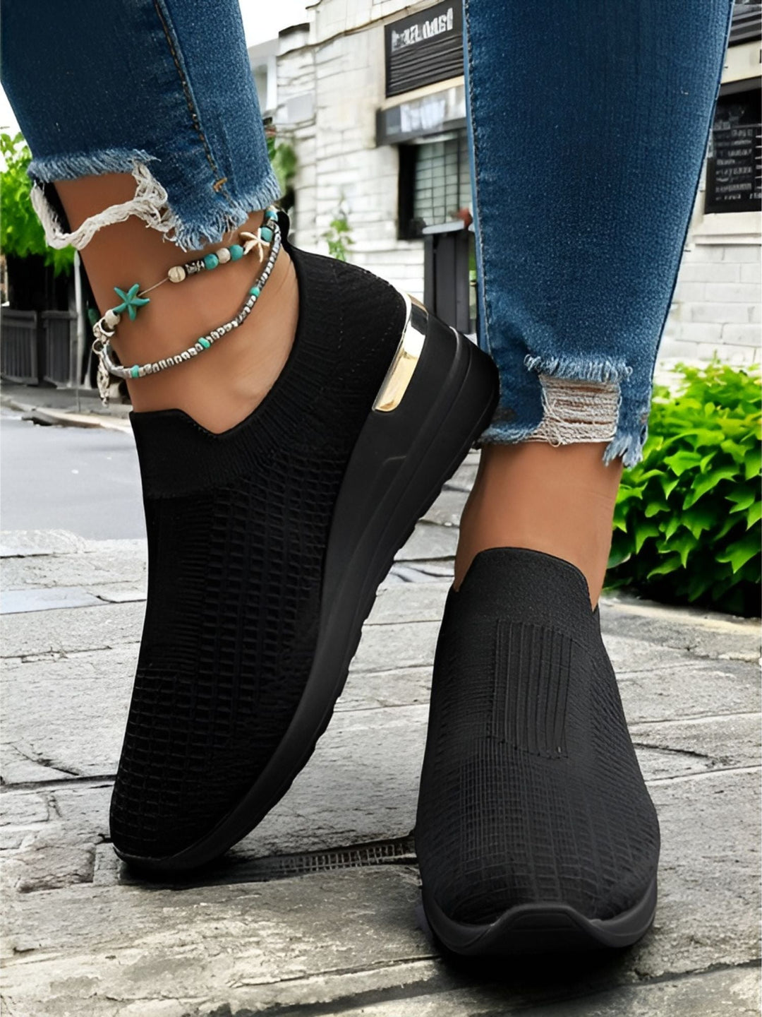 Emily & Isabella Brooks | Casual Sneakers