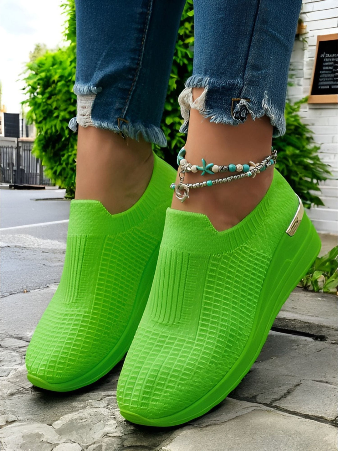 Emily & Isabella Brooks | Casual Sneakers