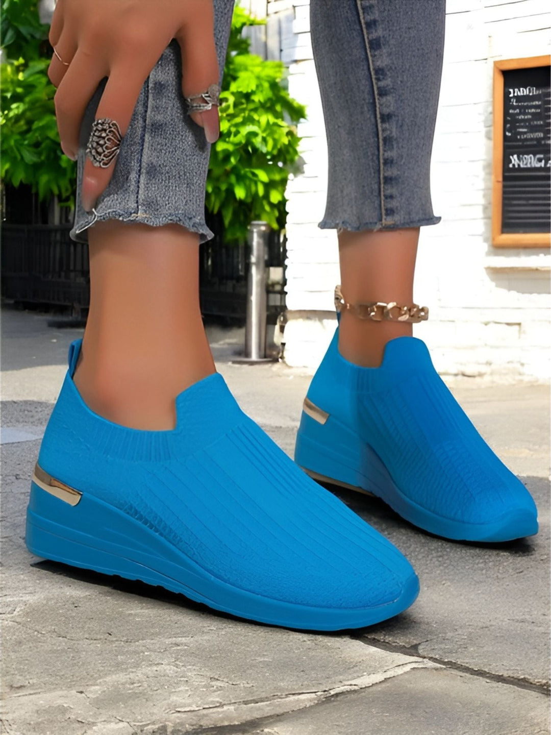 Emily & Isabella Brooks | Casual Sneakers