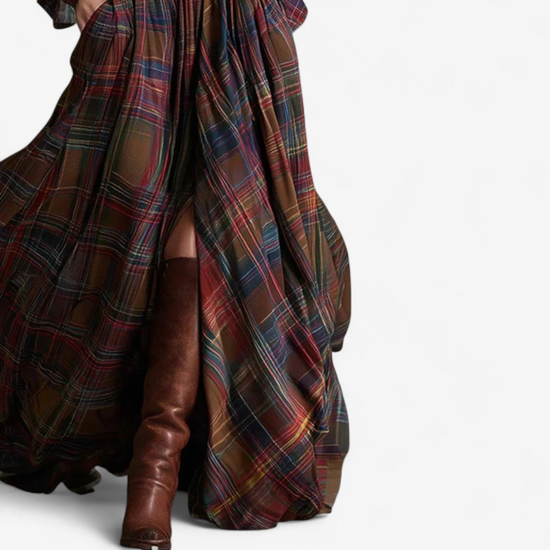 Emily & Isabella Brooks | Maxi Dress in Check Pattern