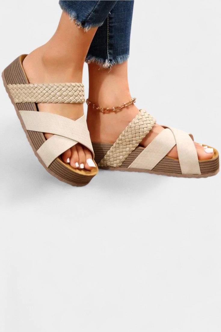 Emily & Isabella Brooks | Elegant sandals with supportive sole and everyday comfort