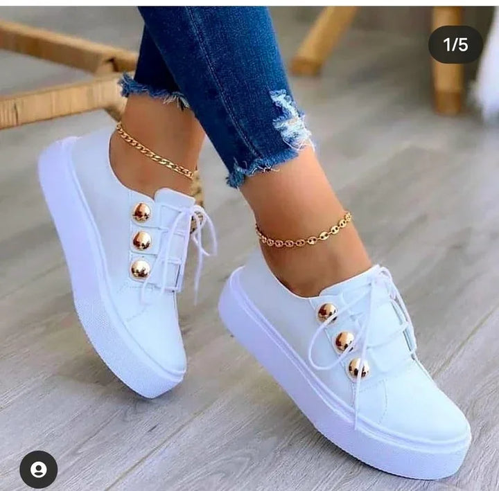 Emily & Isabella Brooks | Comfort Round Toe Platform Sneakers
