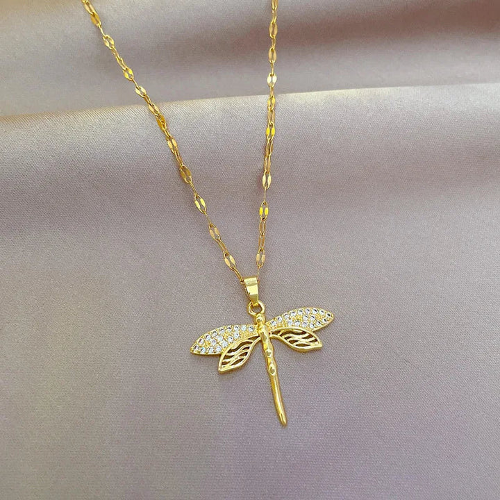 Emily & Isabella Brooks | Crystal Necklace