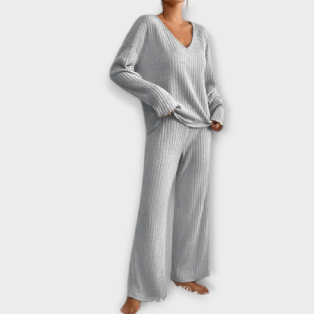 Emily & Isabella Brooks | Cozy Two-Piece Set