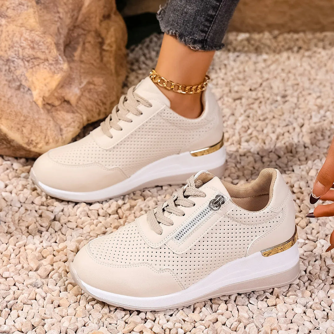 Emily & Isabella Brooks | Comfort Sneakers