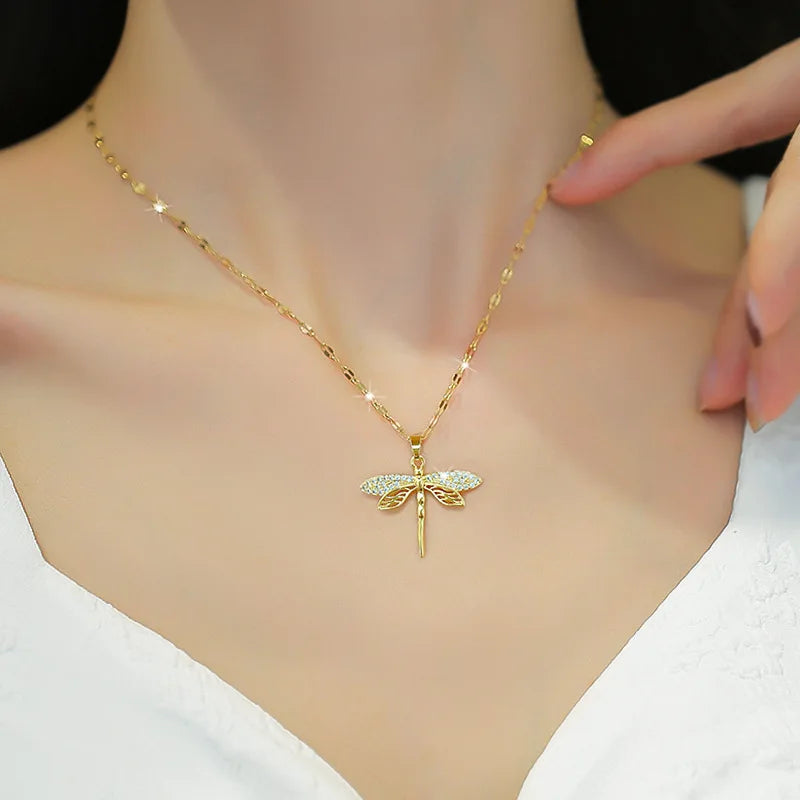 Emily & Isabella Brooks | Crystal Necklace