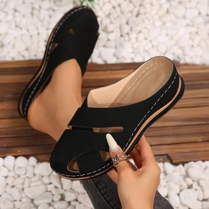 Emily & Isabella Brooks | Casual Comfort Sandals