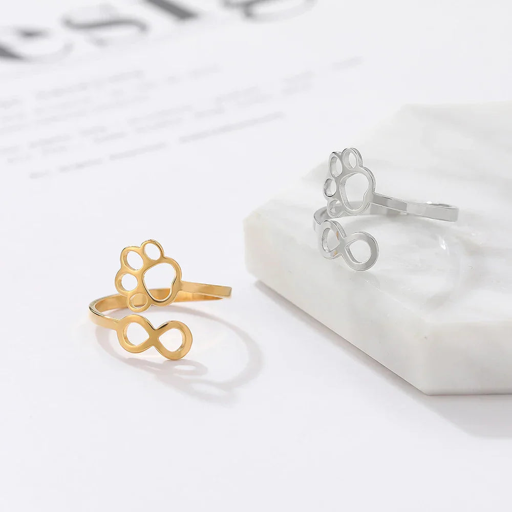 Emily & Isabella Brooks | Adjustable Infinity Ring – Stainless Steel