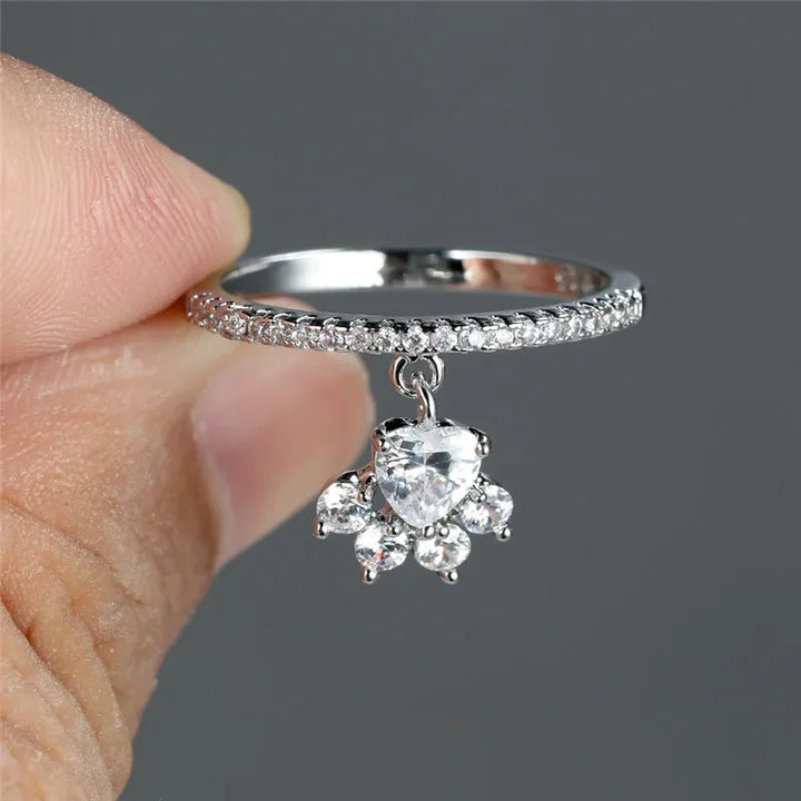 Emily & Isabella Brooks | Cat Paw & Heart Stone Ring – Gold & Silver Tone