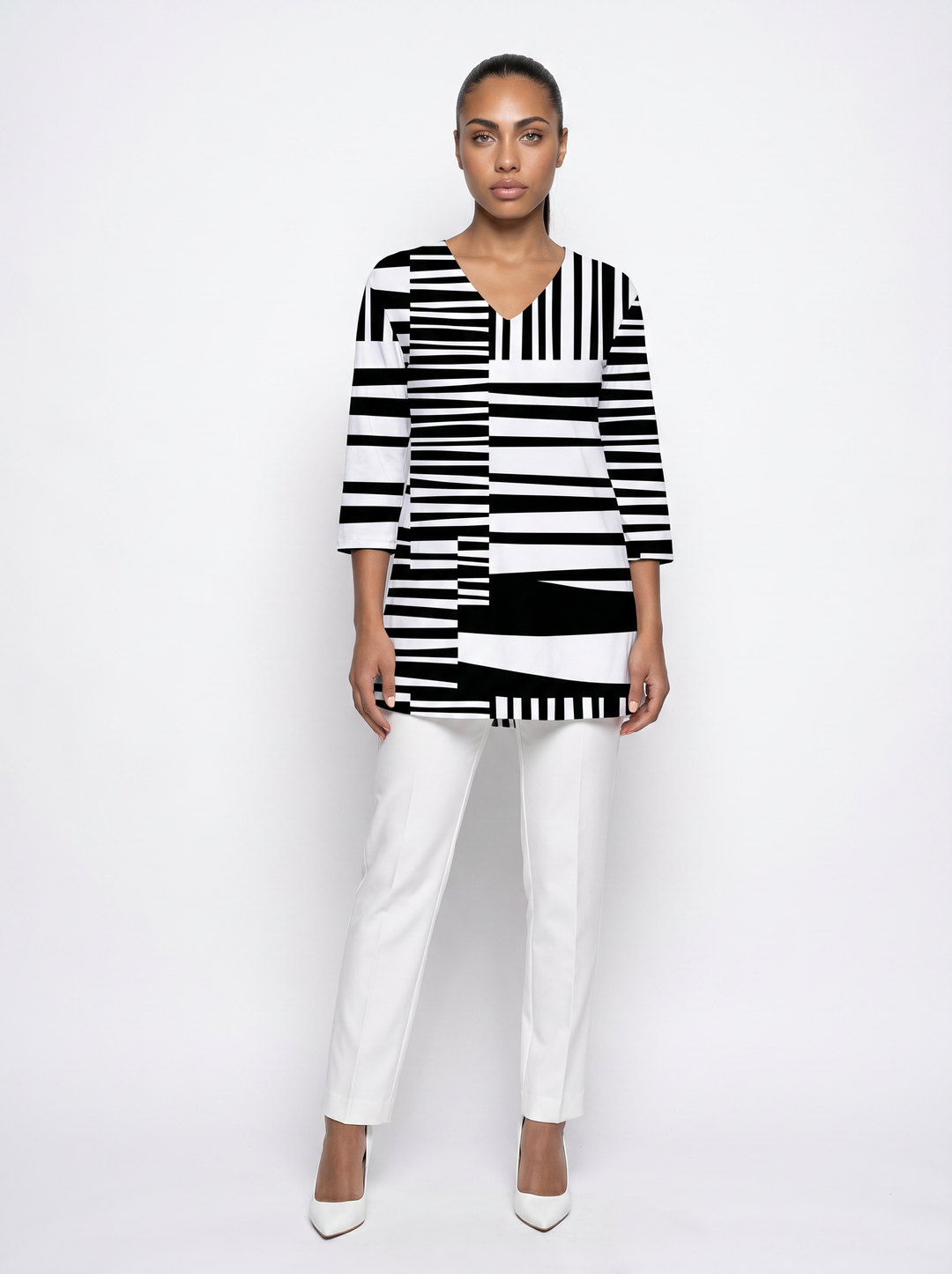 Emily & Isabella Brooks | Long Blouse with V-Neck