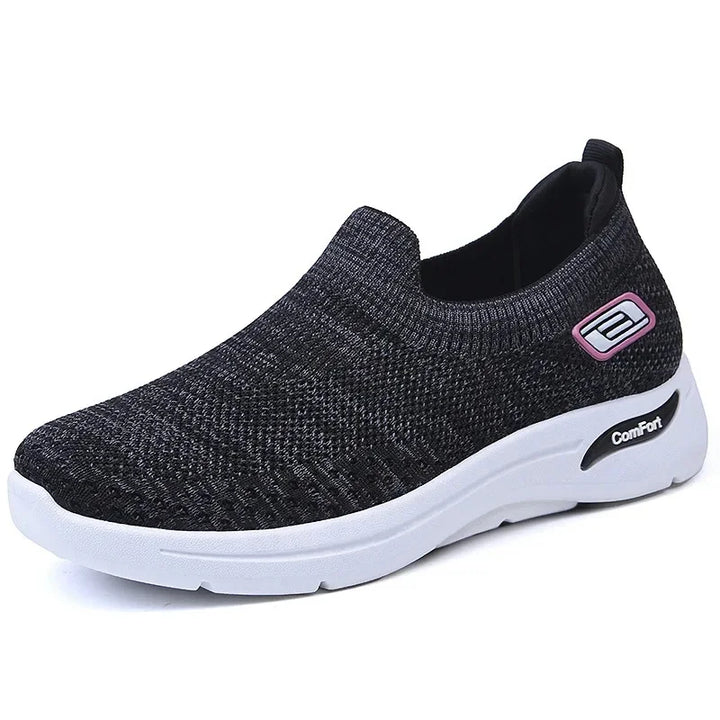 Emily & Isabella Brooks | Everyday Ease Sneakers