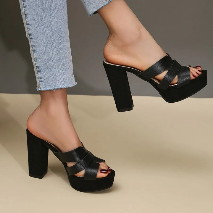 Emily & Isabella Brooks | Comfort Heels