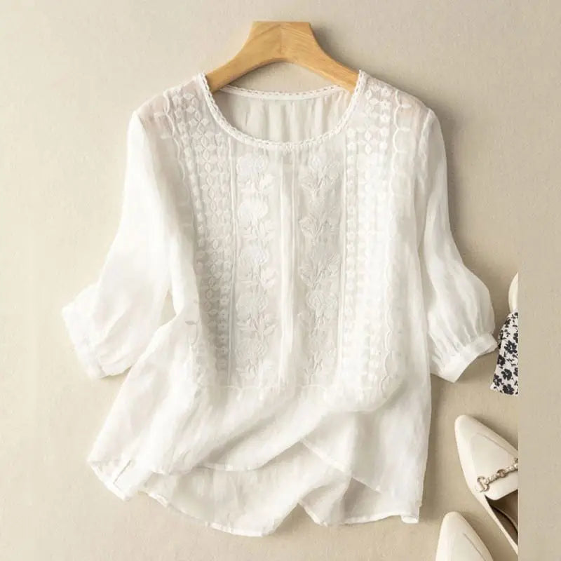 Emily & Isabella Brooks | Embroidered Relaxed Blouse