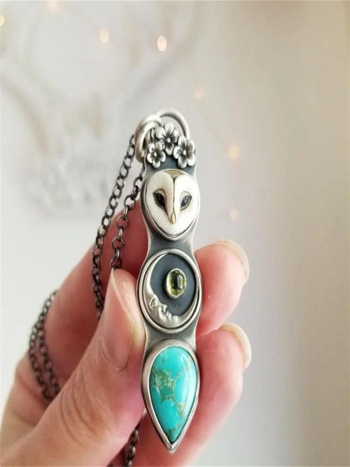 Emily & Isabella Brooks | Turquoise Bar Necklace