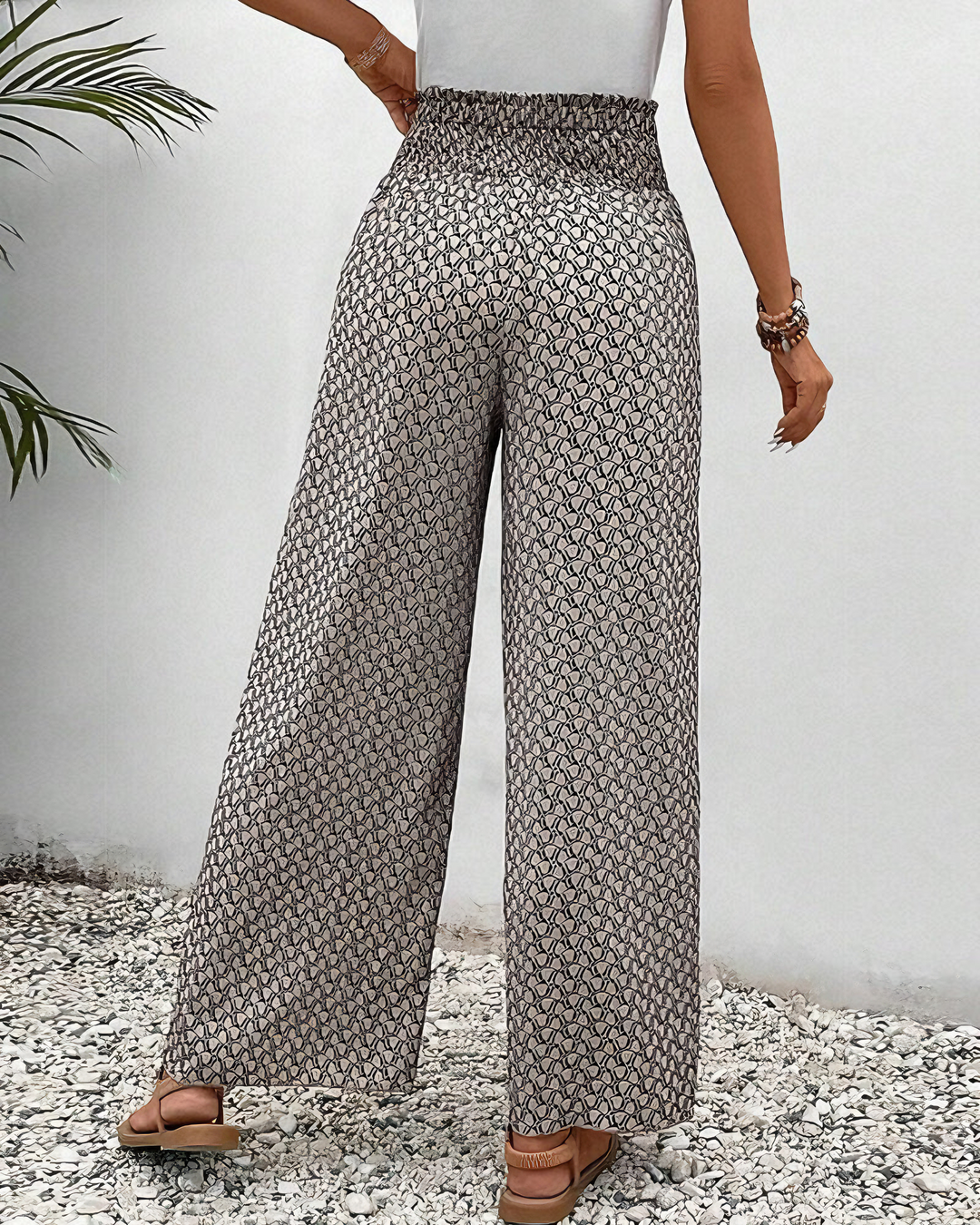 Emily & Isabella Brooks | Relaxed Wide-Leg Pants