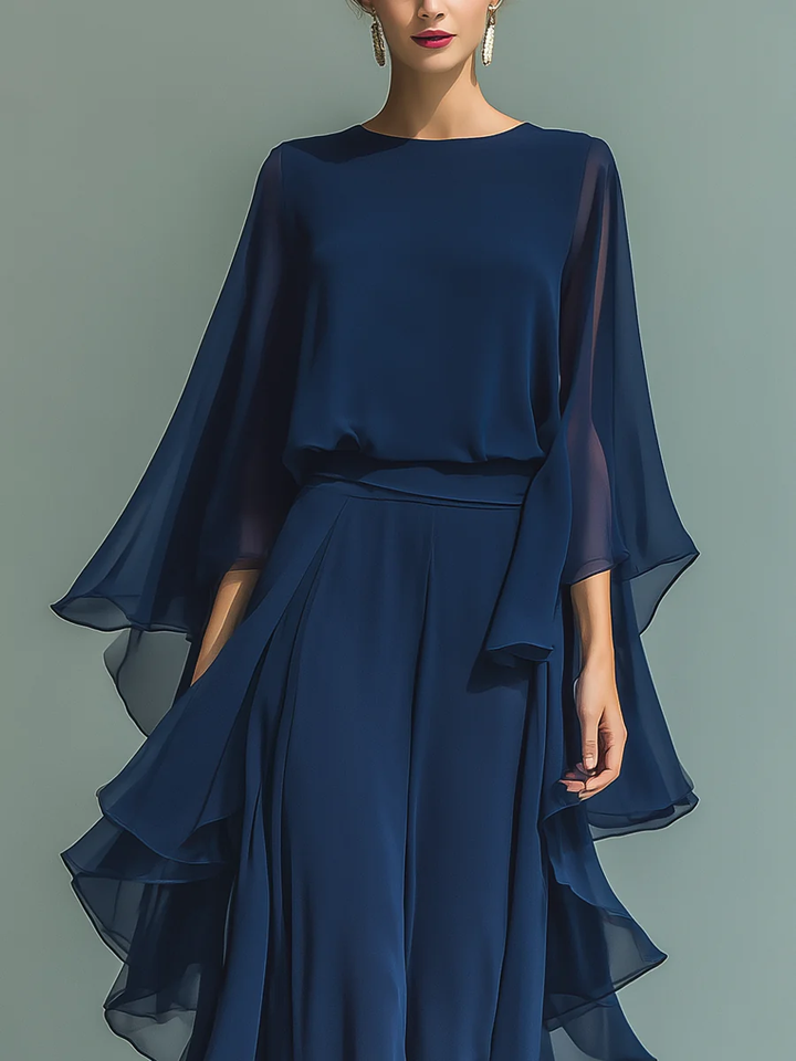 Emily & Isabella Brooks | Elegant Isabella Set
