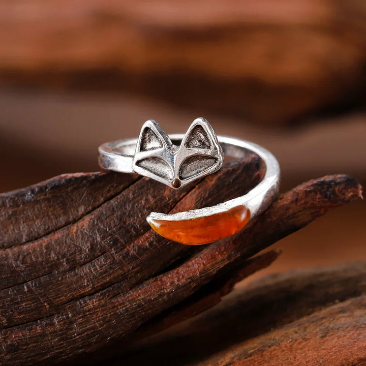 Emily & Isabella Brooks | Vintage Fox Spirit Ring