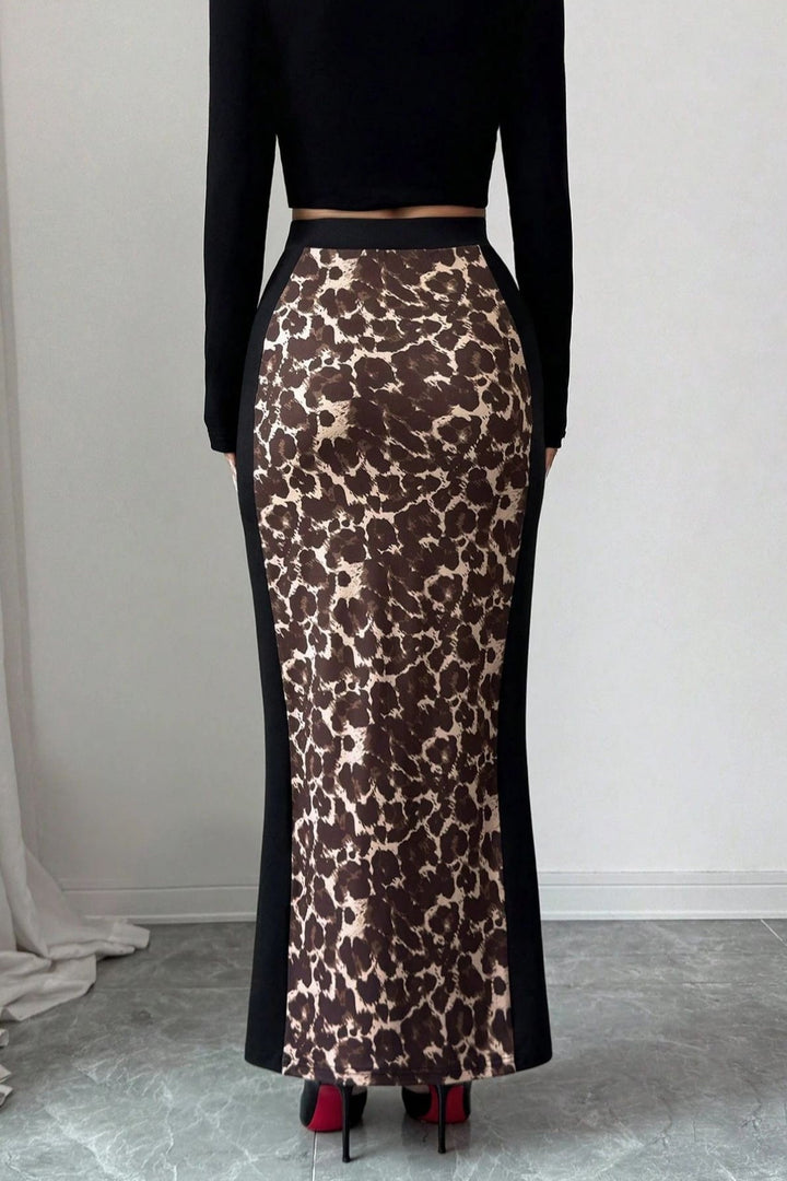 Emily & Isabella Brooks | Leopard Printed High Waisted Bodycon Skirt