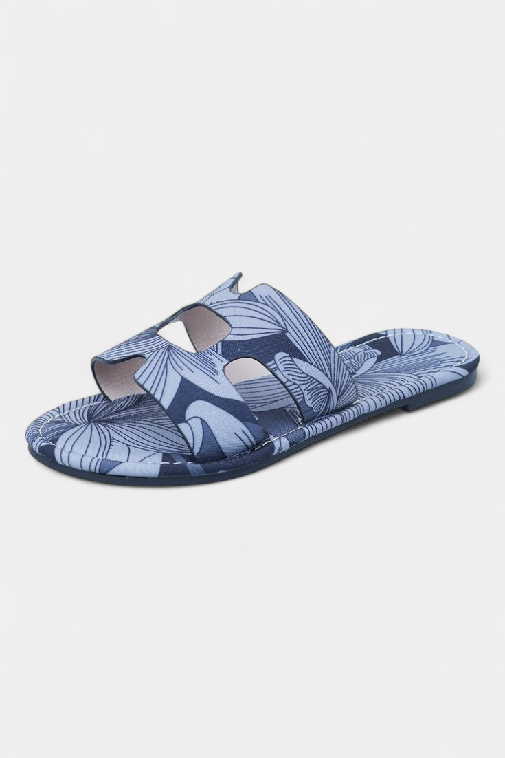 Emily & Isabella Brooks | Multicolored Flat Sandals with Tropical Print