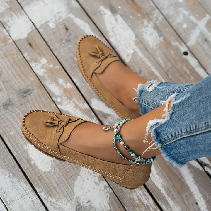 Emily & Isabella Brooks | Soft Moccasins