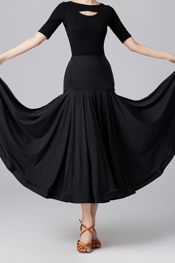 Emily & Isabella Brooks | Flared Maxi Skirt