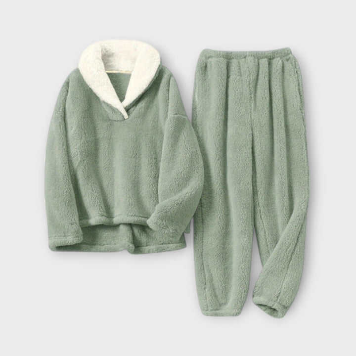 Emily & Isabella Brooks | Cozy Flannel Set