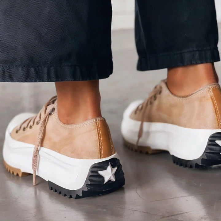 Emily & Isabella Brooks | Sneakers with Great Sole