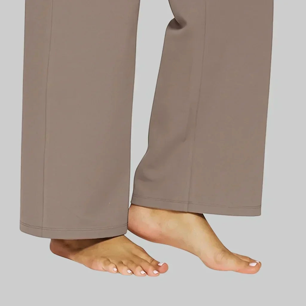Emily & Isabella Brooks | Comfortable Stretch Pants