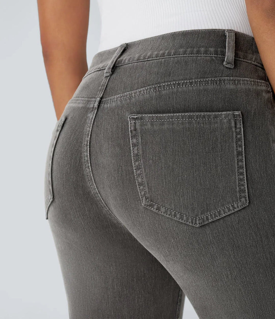 Emily & Isabella Brooks | High Waisted Pants in Elastic Material