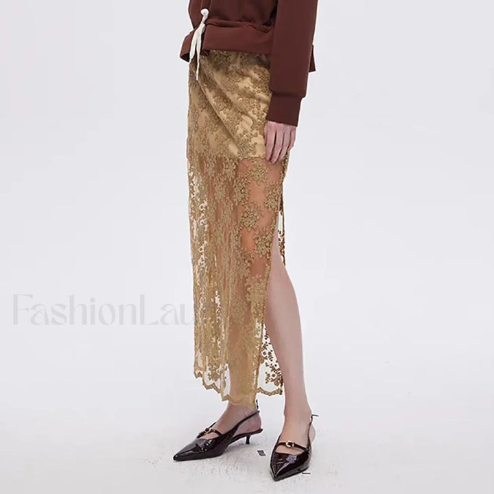 Emily & Isabella Brooks | Cotton Embroidery Side Slit Skirt