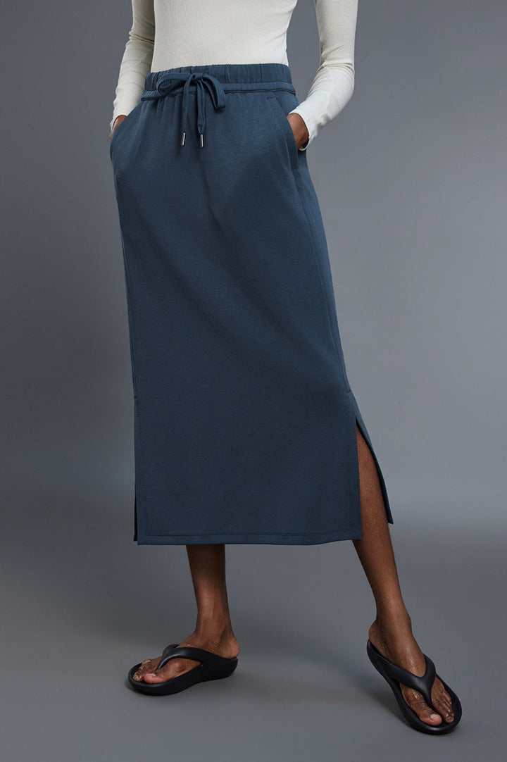 Emily & Isabella Brooks | High Waist Split Straight Midi Skirt